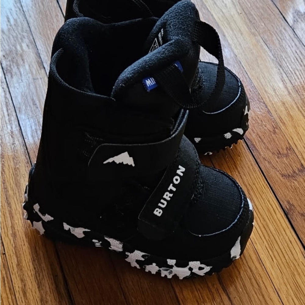 Burton 7C Mini Grom Boot Black and White Snow Boots